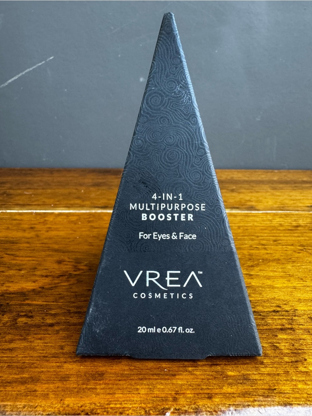 VREA Cosmetics 4-in-1 Multipurpose Booster Serum for the eyes and face 20ml